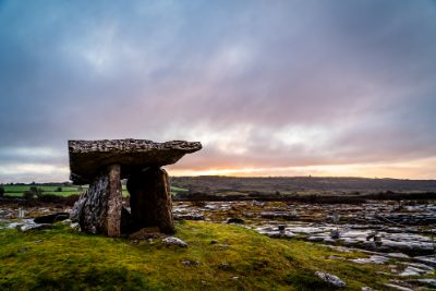 Dolmen de Poulnabrone